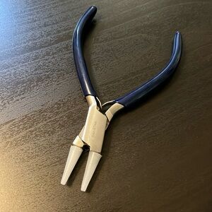 Jewelry soft tip pliers for jewelry